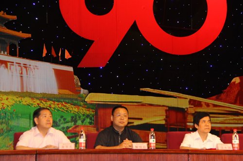 水生所一批先进党支部和优秀党员受武汉