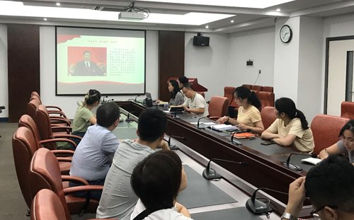 五中心第一党支部开展“对标要求