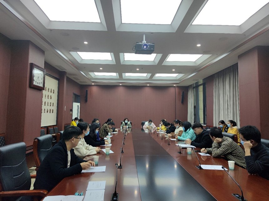 水生所六中心一支部召开党员大会和主题