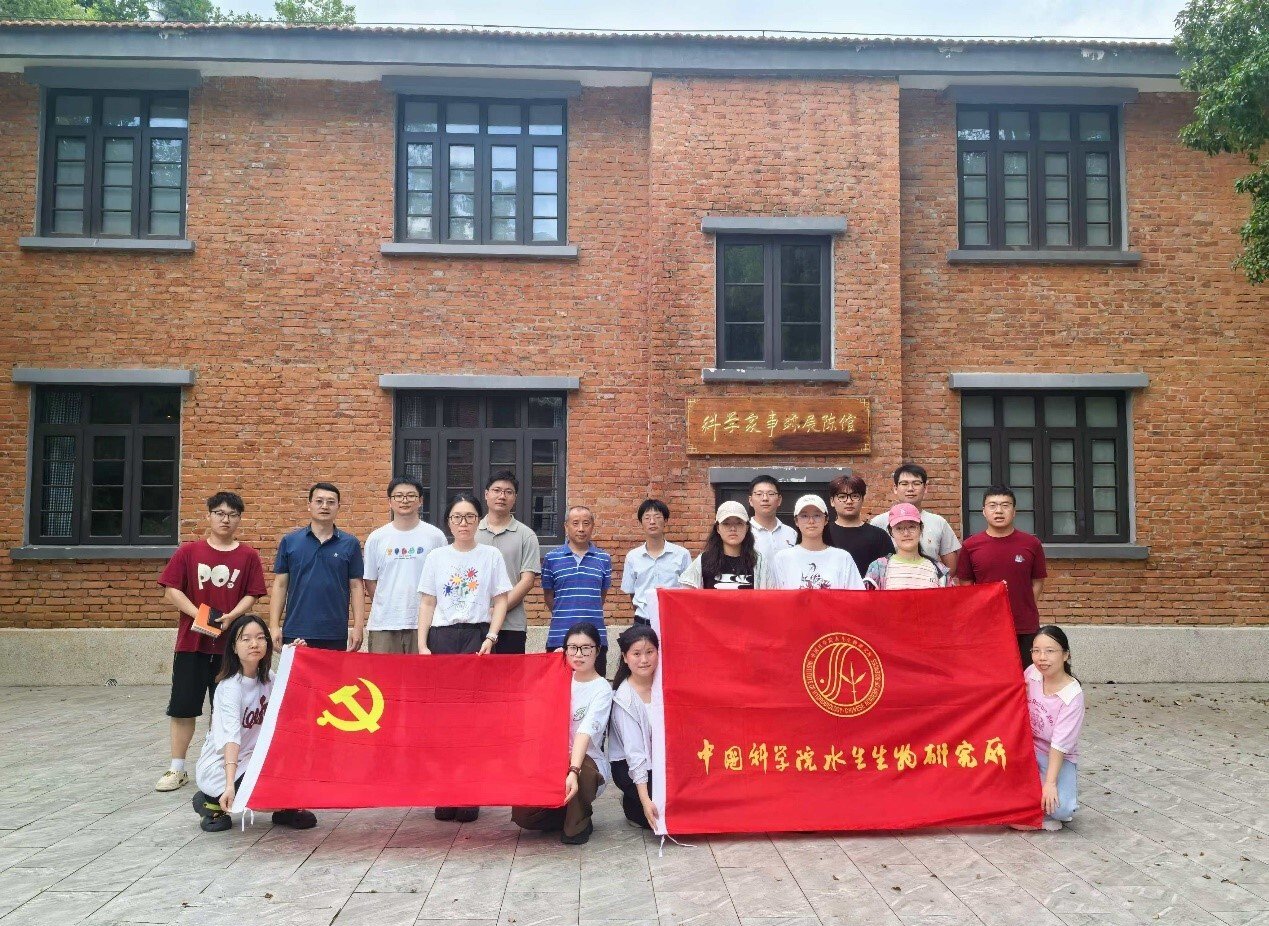 7所党办主任刘力到会指导