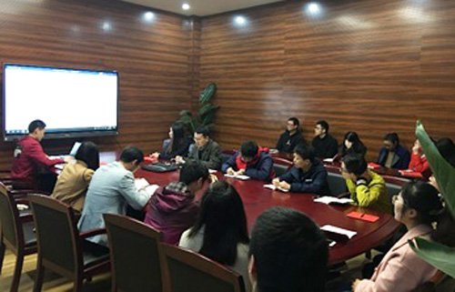 水生所六中心第二党支部召开组织生活会