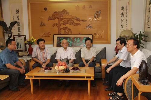 读《刘建康鱼类学和水生生物学文集》