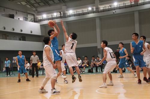 2012年“江汉之春”研究生篮球联谊