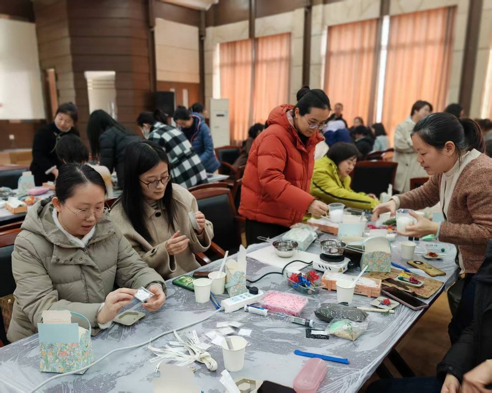 水生所举办“科苑女性活动月”主题活动
