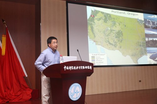 美国波特兰州立大学潘仰东教授到水生所