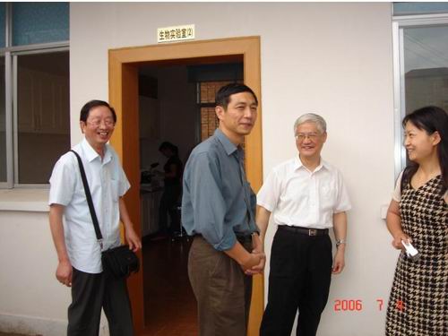 武汉市副市长袁善腊视察中科院水生所滇