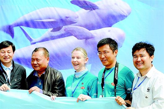 千里“搬家”拯救江豚