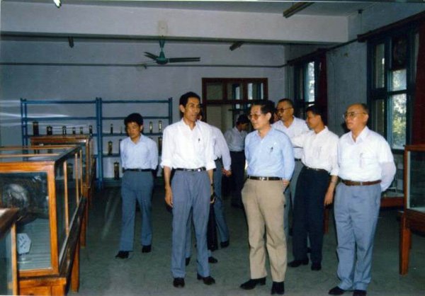1990年