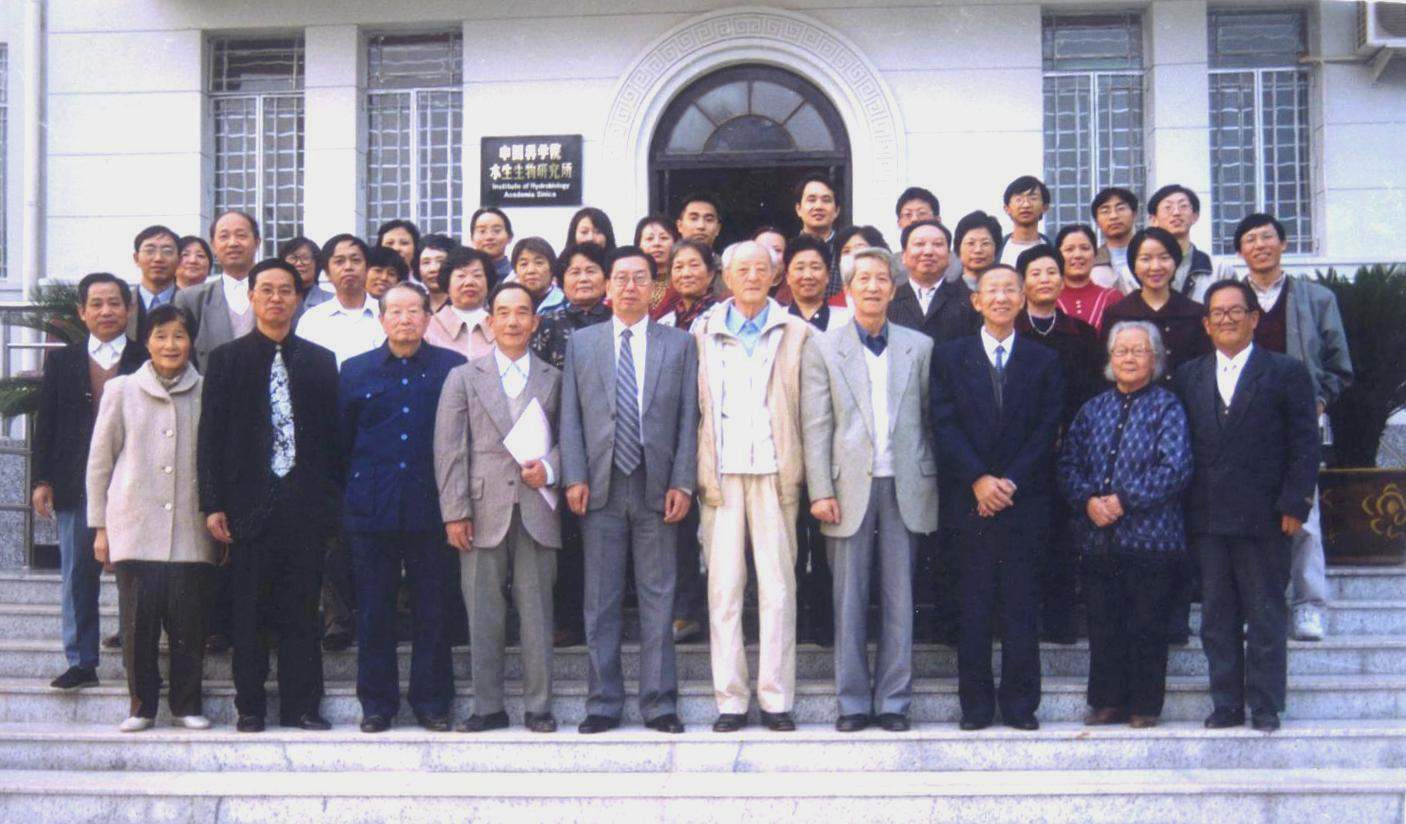 2000年所庆