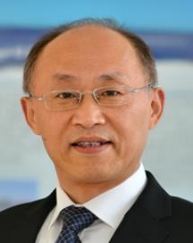 李伟