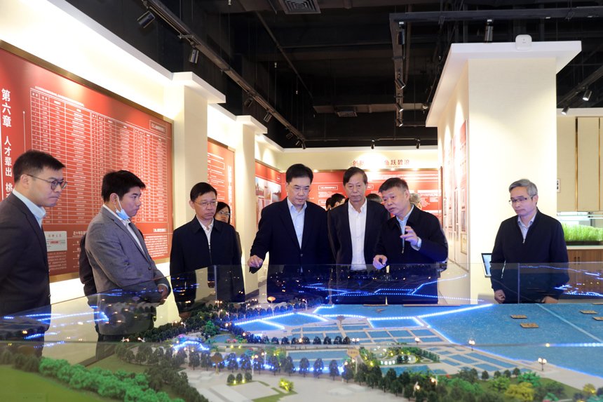 邵新宇副省长调研水生所等武汉分院系统