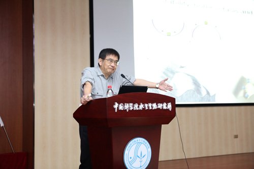 中山大学吴仲义教授到水生所进行学术交