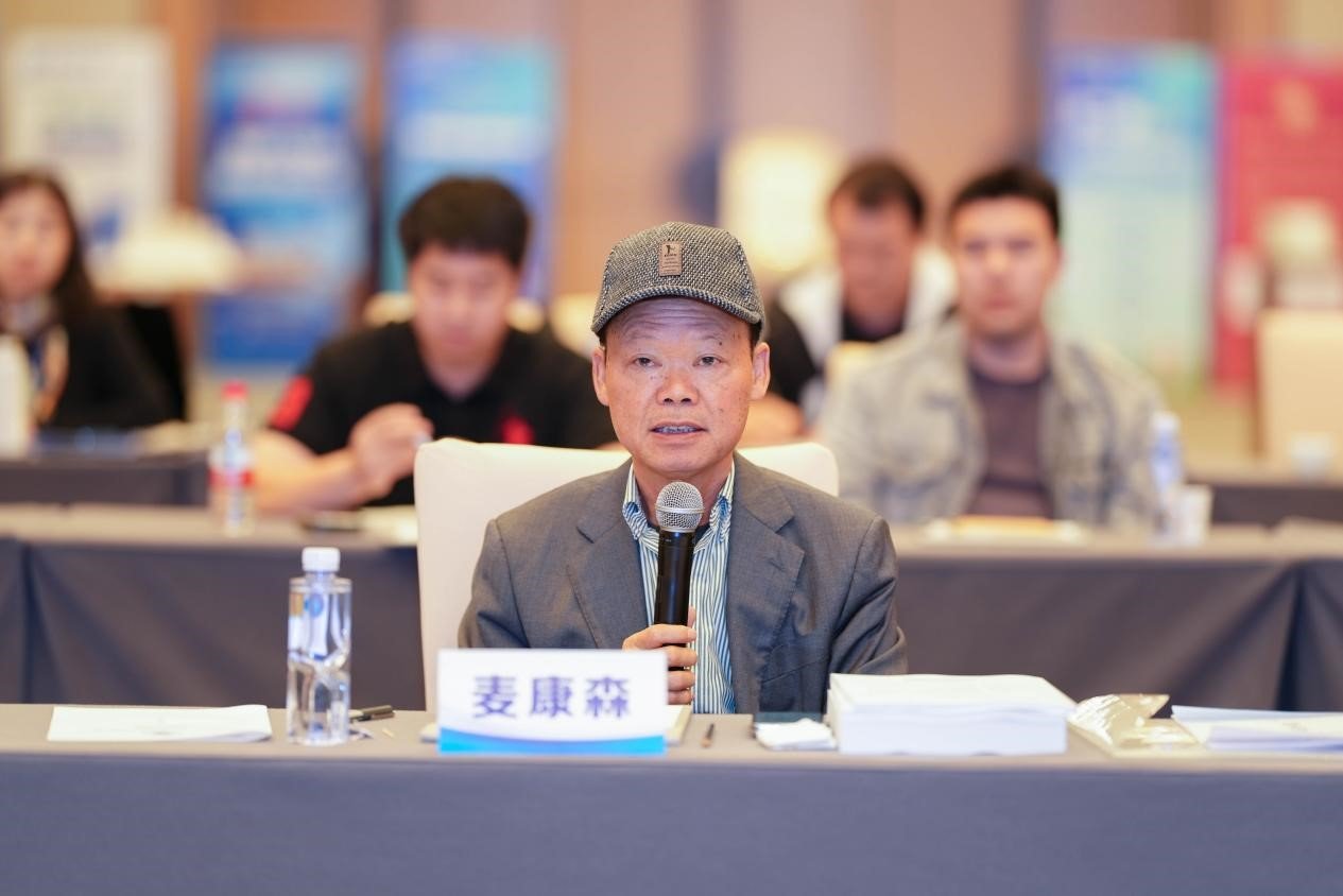 作者：巫丽云