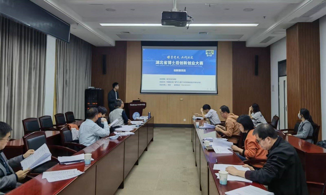 作者：文：魏珂；例如图：彭柬阑