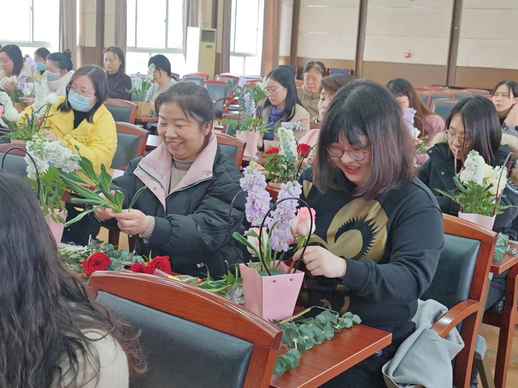 星空体育彩票活动入口举办“花趣时光