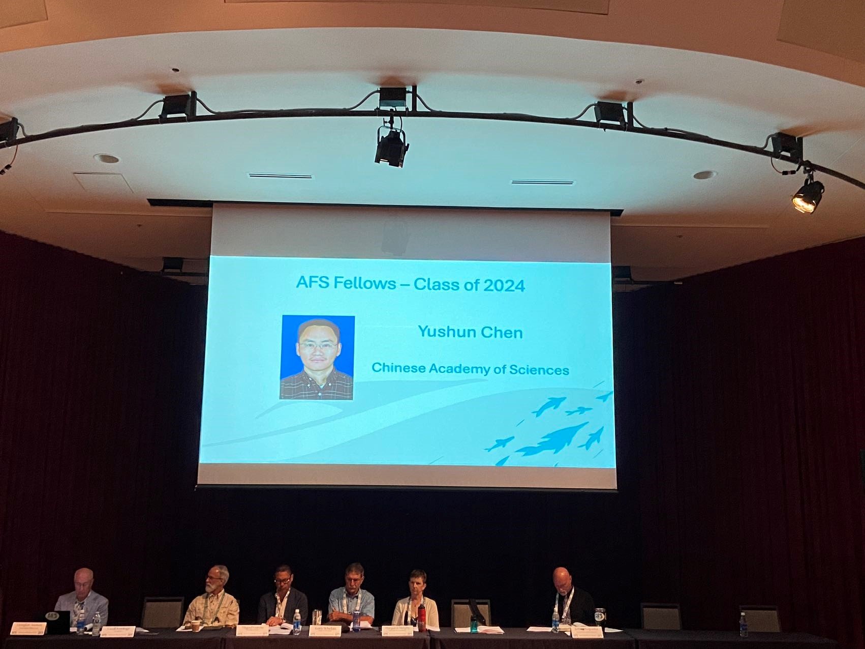 陈宇顺研究员当选2024年美国渔业学