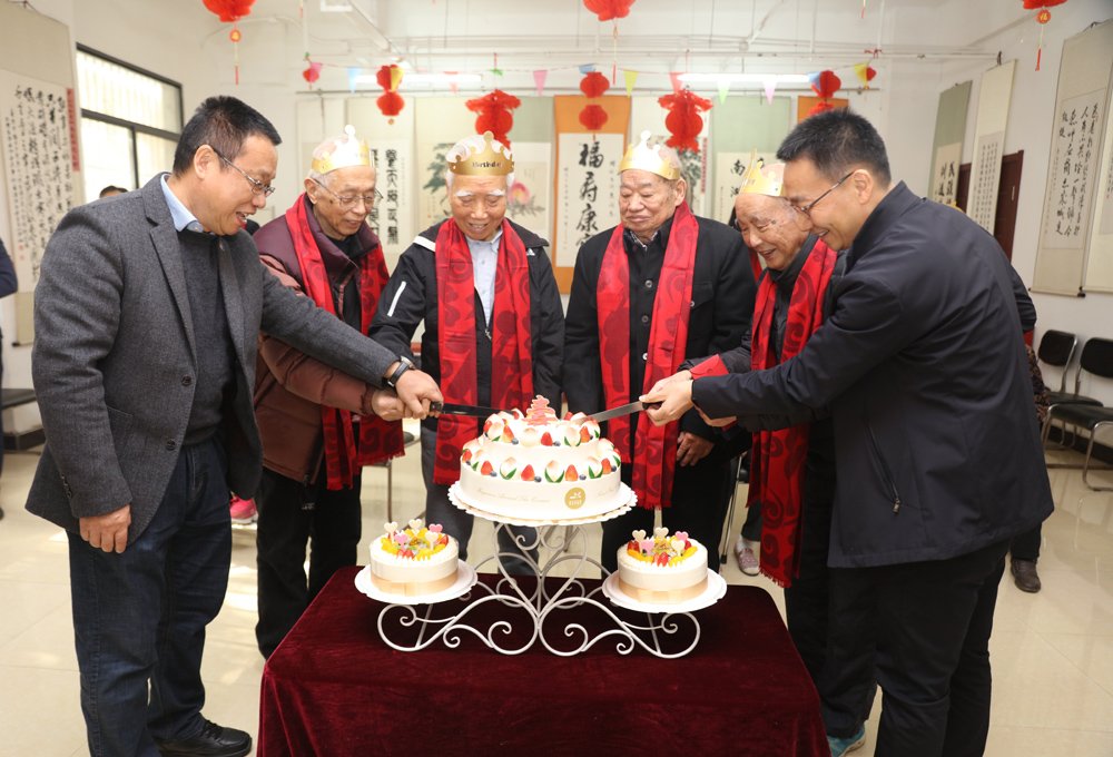 水生所举办2024年老同志集体祝寿活动