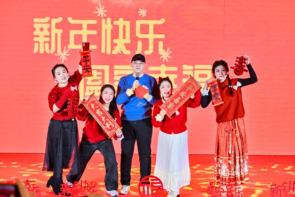 以及在职职工