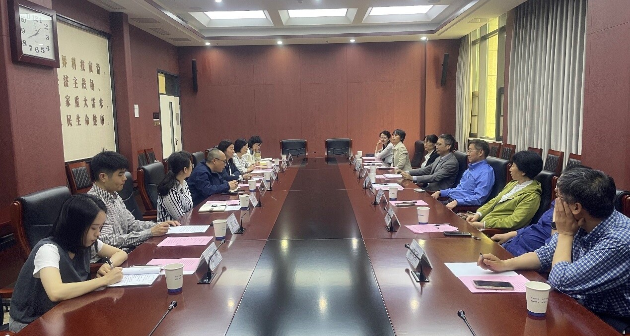国科大教学督导组到水生所进行所级教学