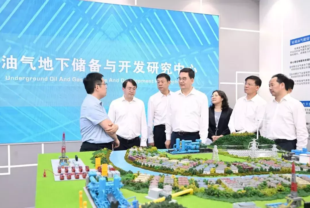 市委书记盛阅春调研星空体育彩票官网优