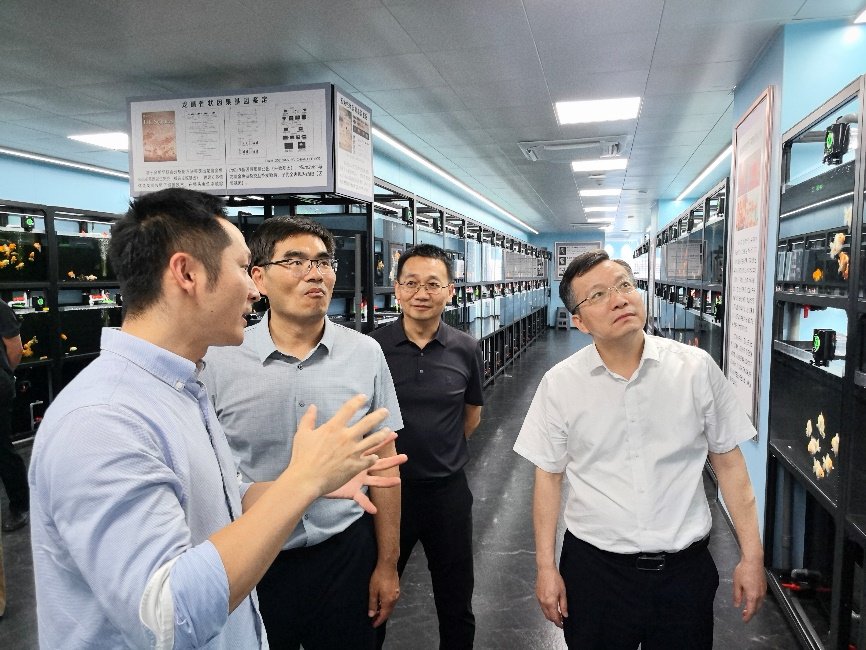 湖北省农业事业发展中心党组书记