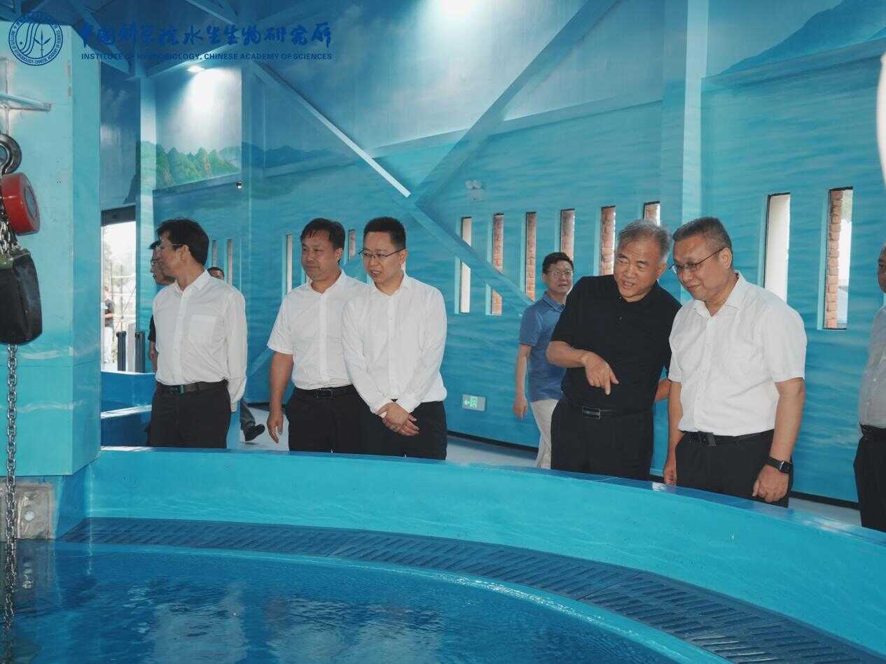 第六届“全民爱豚月”启动暨长江江豚繁